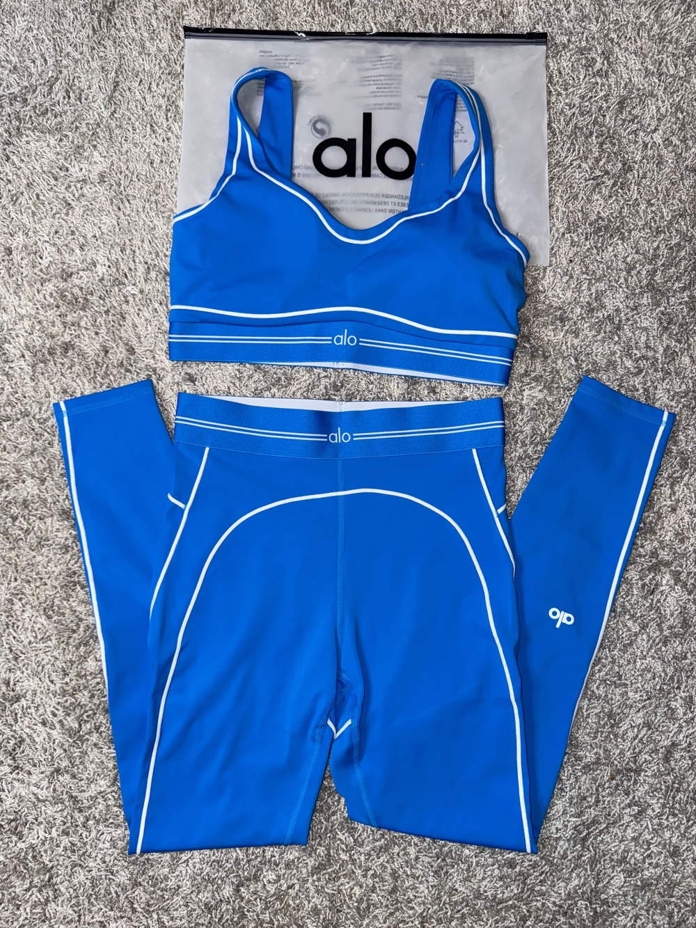 Alo California Blue Activewear Set – Sports Bra & Leggings – Size M